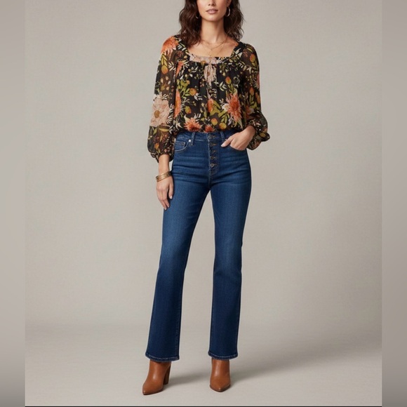 LC Lauren Conrad Floral Blouse - Picture 9 of 9